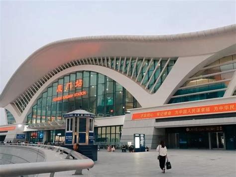 9日起 厦门火车站逐步恢复列车开行_腾讯新闻
