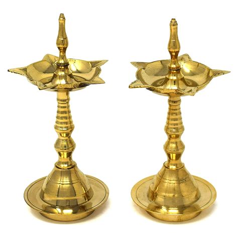 Buy Hashcart Brass Kerala Diya Lamp for Pooja - Kutthu Vilakku Samai ...