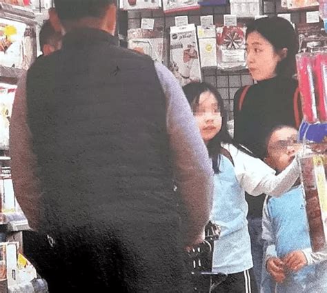 【甘比带儿女逛超市体验生活，6岁儿子的这个行为好暖】对于普通人来说_﻿傻大方·悦读