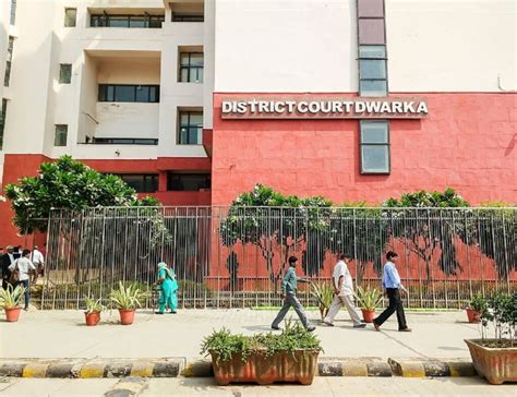 Lawyers for Dwarka Courts: Century Law Firm | Advocates | 9310411779