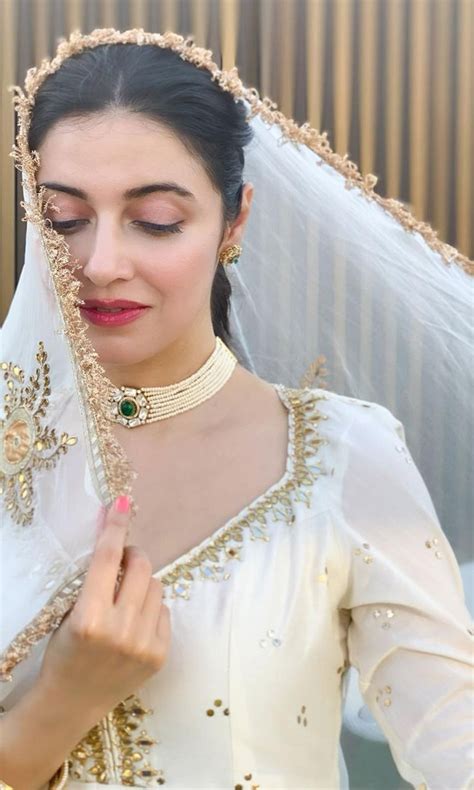 Bloggers Styles – Ridhiiee Suuri