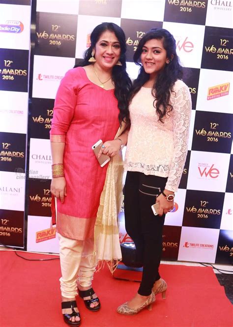 80-களில் முன்னணி நடிகையாக வளம் வந்த ரெக்காவின் மகளை பார்த்துள்ளீர்களா ...