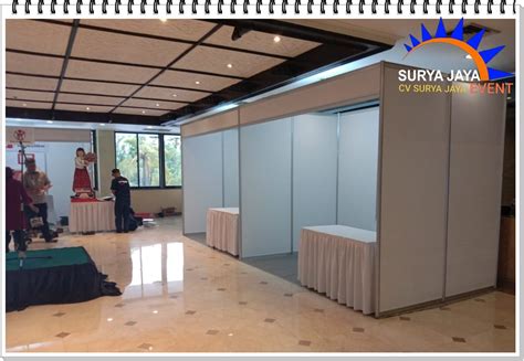 Sewa Partisi Booth Pameran New Normal Pelayanan 24 Jam