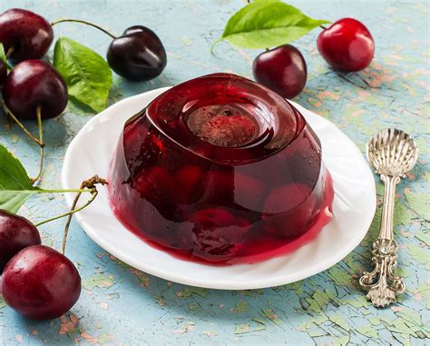 Fresh Cherries in Sour Cherry Gelatin - Lakeview Farms