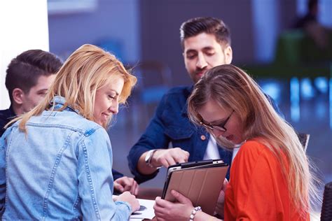 Student Group Work 的图像结果