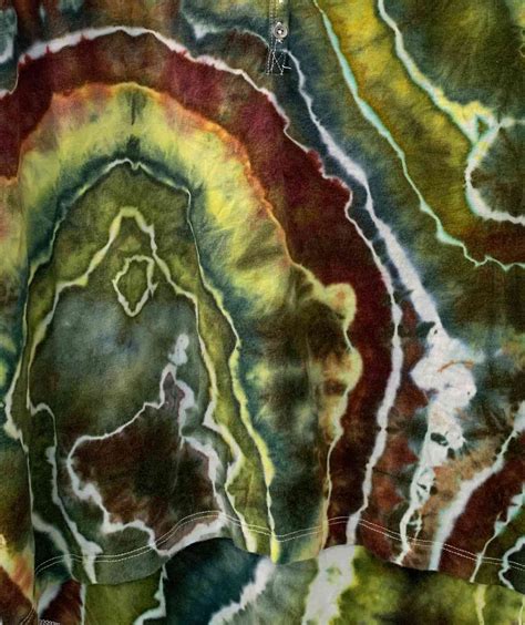 Geode Tie Dye Technique: Learn How to Ice Dye Fabrics