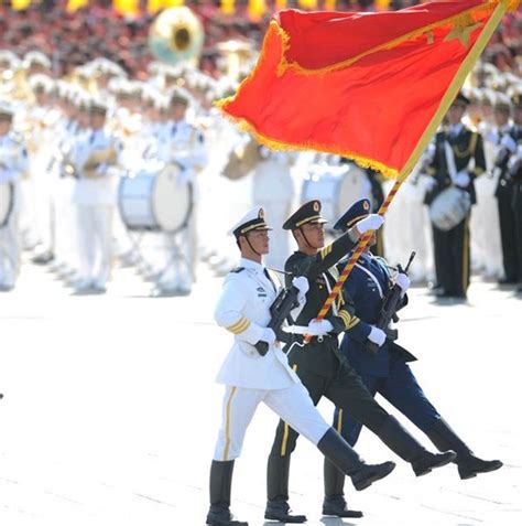 中国军队改革后的首次军人加薪已经落实。
