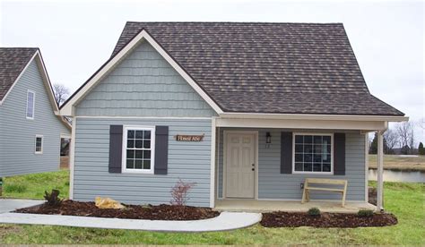 LINCOLN PINES LAKEFRONT RESORT (Lincoln City) - Cottage Reviews ...