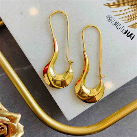 Gold Safety Pin – Jewellery Hat