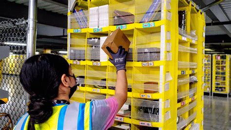 Costco's Generous Returns Policy Thrives Even With Customer Abuse ...