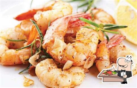 Che Bar & Grill, Mumbai, M.K. Road