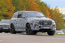 mercedes maybach gls 2020 2 2020 mercedes maybach gls meets mercedes gls in mercedes maybach gls 2020 2 2020 mercedes maybach gls meets mercedes gls in