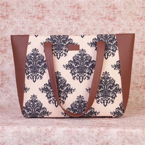 Handbags for Women: Buy Best Ladies Handbags Online - Zouk