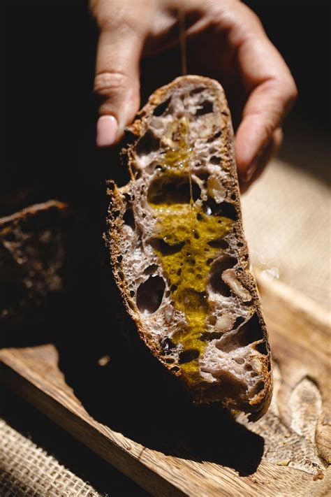 What is (EVOO)? - Olioteka