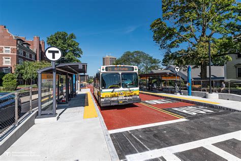 America's Best Bus Stops 2022, Round One: Stops that Do Double Duty — Streetsblog USA