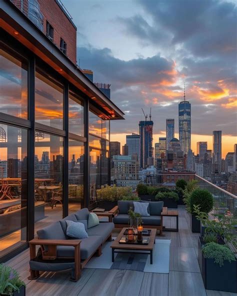 naiëm 🏡👱🏾‍♀️🌳🕯️ on Instagram: "Dream New York City Loft🗽🍎 ‘ANGELS ...