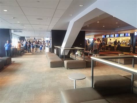 Mezzanine Club at MetLife Stadium - RateYourSeats.com