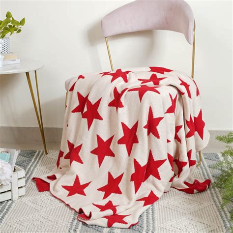 Red Star Throw