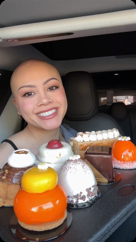 janemukbangs | We’re back at the most beautiful pastry shop in LA 😍🍌 ...