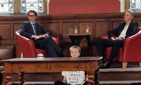 Kathleen Stock: Trans activists interrupt Oxford Union talk