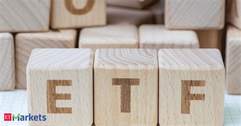 CPSE ETF: Government weighs fresh tranche of CPSE ETF - The Economic Times