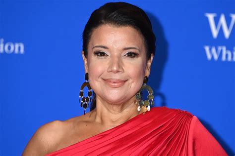 JOY BEHAR SHUTS DOWN THE VIEW SET AFTER TRUMP'S "R-WORD" INSULT — AND ...