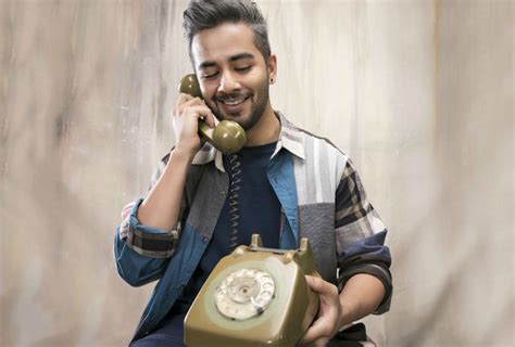 How To Nail The Desk To Dinner Aesthetic