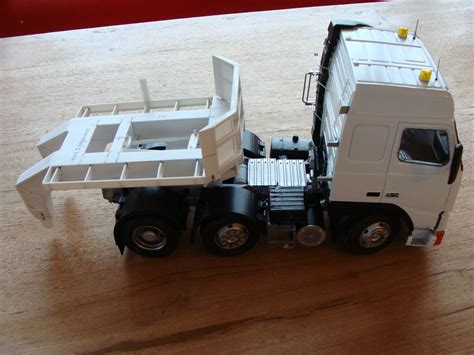 Scratch Building Model Trucks 的图像结果