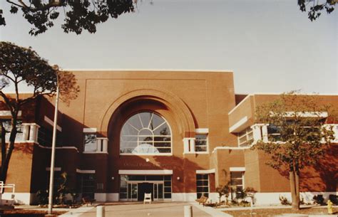 Oxnard Public Library — Reycon Construction Inc.