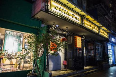 这家开在斜坡坡上的酒馆，用32年满足了老重庆人挑剔的味蕾！-上游新闻 汇聚向上的力量