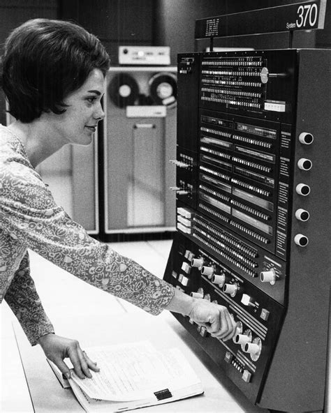 IBM Mainframe Computer 的图像结果