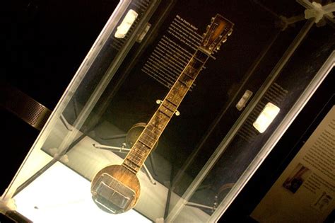 What Was The First Electric Guitar Ever Made | Insights Of Musical ...