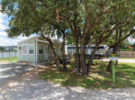Long Term RV Park Near Liberty Hill TX - Sunny Hill RV Park