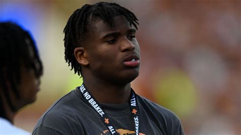 WR Ryan Wingo, No. 27 recruit in 2024 class, commits to Texas - ESPN