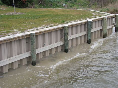 what is a bulkhead in construction