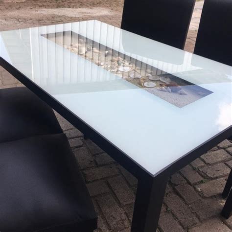 Jual Meja makan kaki besi meja kaca 3D kerang pasir - Putih - Kab ...