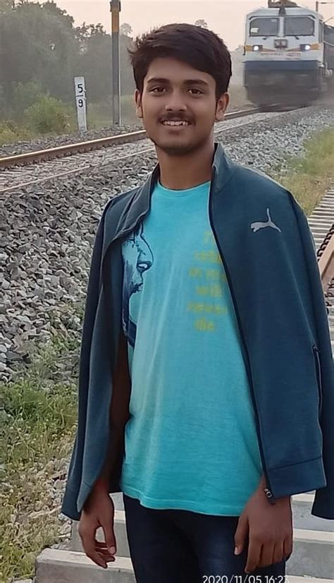 How is cyclonic rainfall caused?? Please answer fast and in an easy way ...