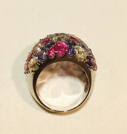 Myanmar Gems and Jewelry Shop (Nyaung U) - 2021 What to Know Before You ...