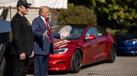 Elon Musk Picks Tesla Worth $90,000 For Donald Trump Who’s Not Allowed ...