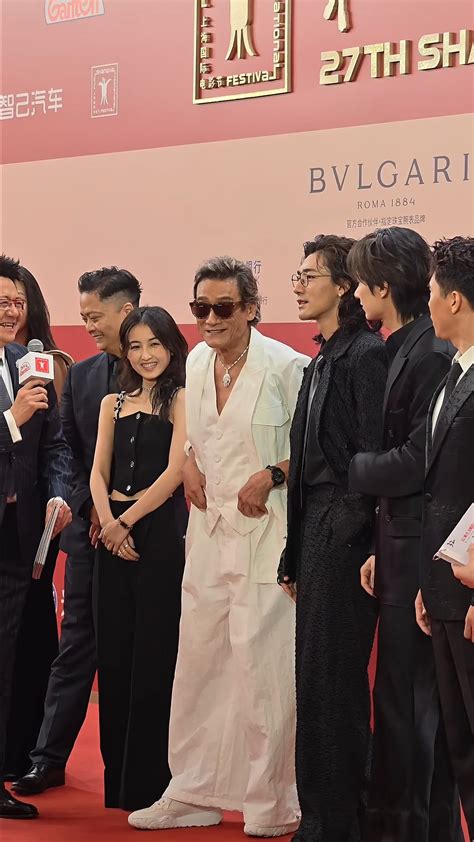 The Shadows Edge Cast