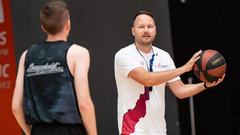 How Much Does a Personal Basketball Trainer Cost? A Checklist