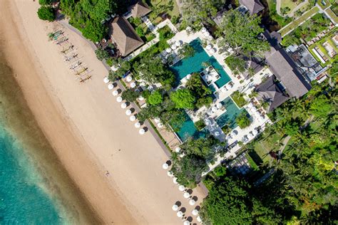 Hyatt Hotel Bali Surround Yourself In Lush Tropical Gardens Of Hyatt