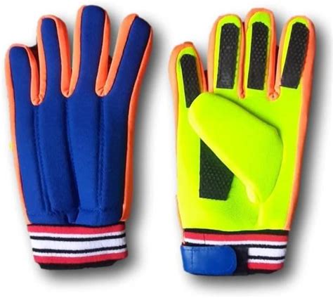 Buy Football Gloves & Goalkeeper Gloves Online At Best Prices In India ...