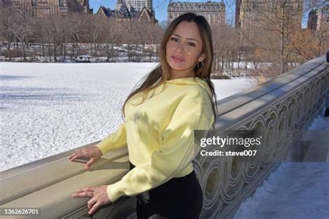 Shivering Cold Model Shoot 的图像结果