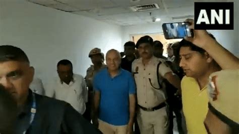 Excise case: Manish Sisodia brought to Rouse Avenue court, ED to seek ...