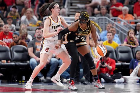 Caitlin Clark helps Fever top 2023 home attendance after five games