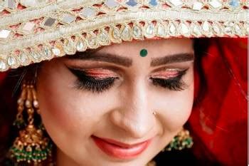 Udt Photography - Photographer - Bhuj - Weddingwire.in