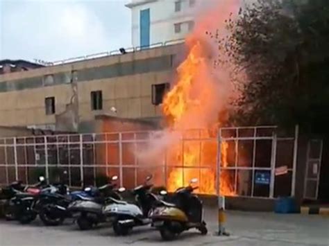 Delhi: Fire breaks out at AIIMS Trauma Centre, doused; No injuries reported