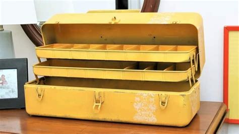 Repurpose Old Tool Box 的图像结果