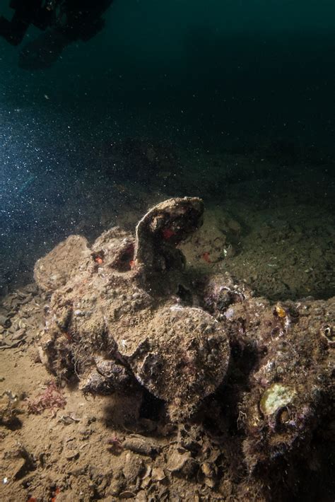 Pearl Harbor Underwater Bodies